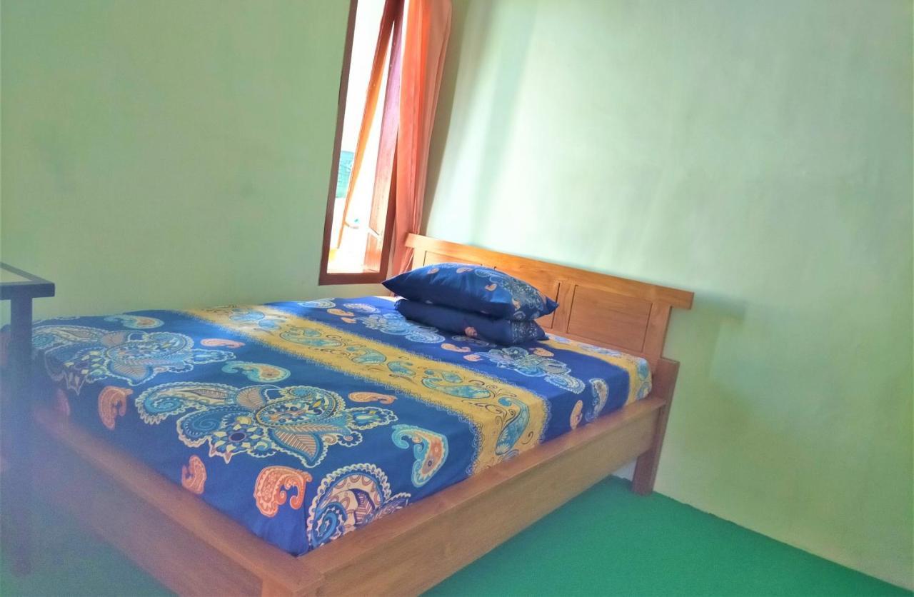 cheap inn Banyuwangi Banyuwangi  Exterior foto