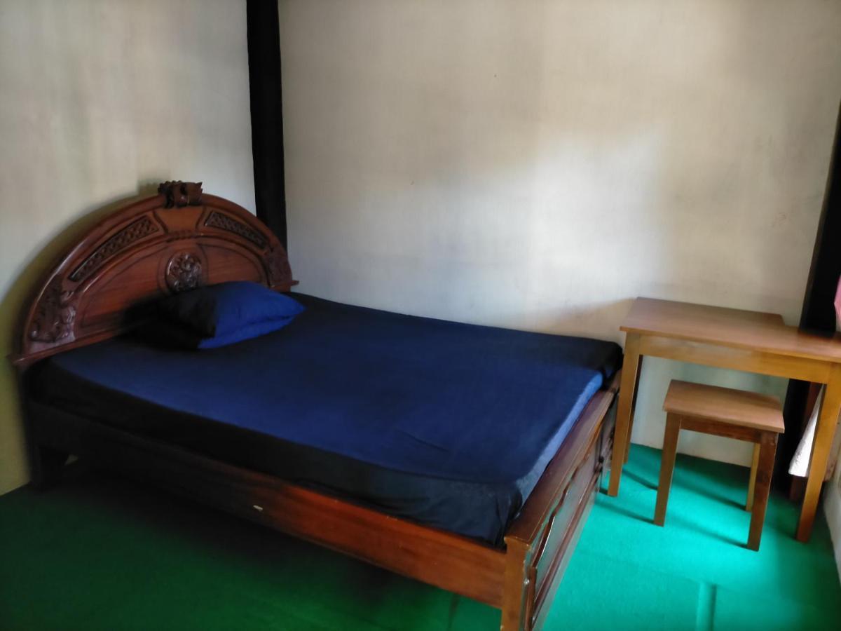 cheap inn Banyuwangi Banyuwangi  Exterior foto