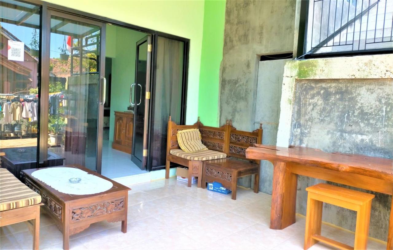 cheap inn Banyuwangi Banyuwangi  Exterior foto