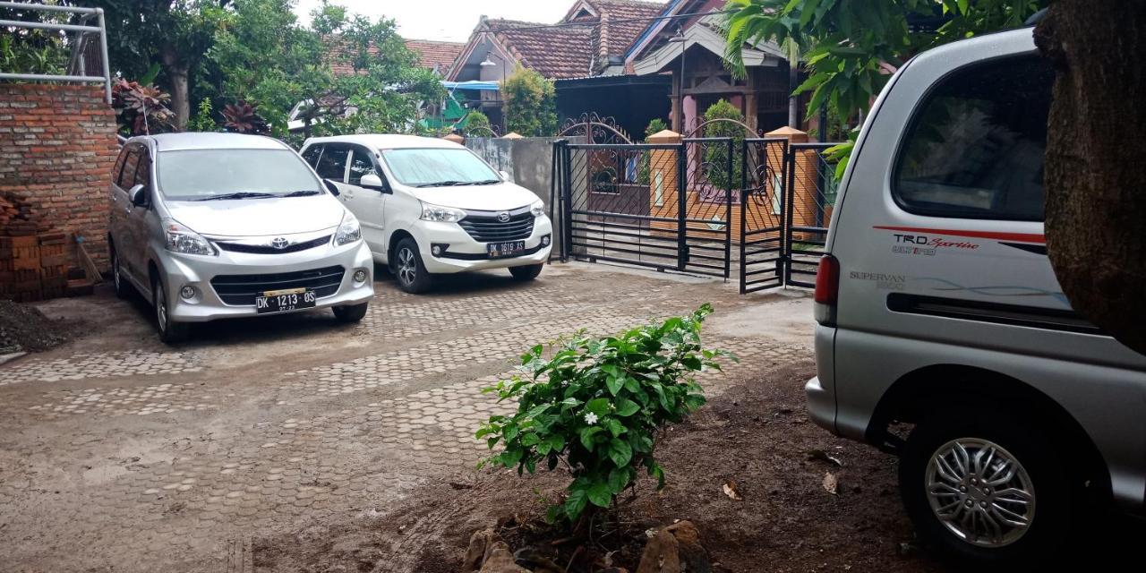 cheap inn Banyuwangi Banyuwangi  Exterior foto