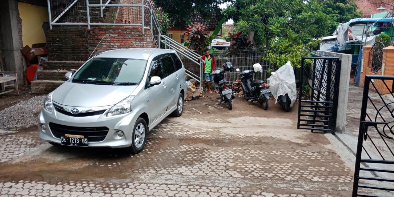 cheap inn Banyuwangi Banyuwangi  Exterior foto